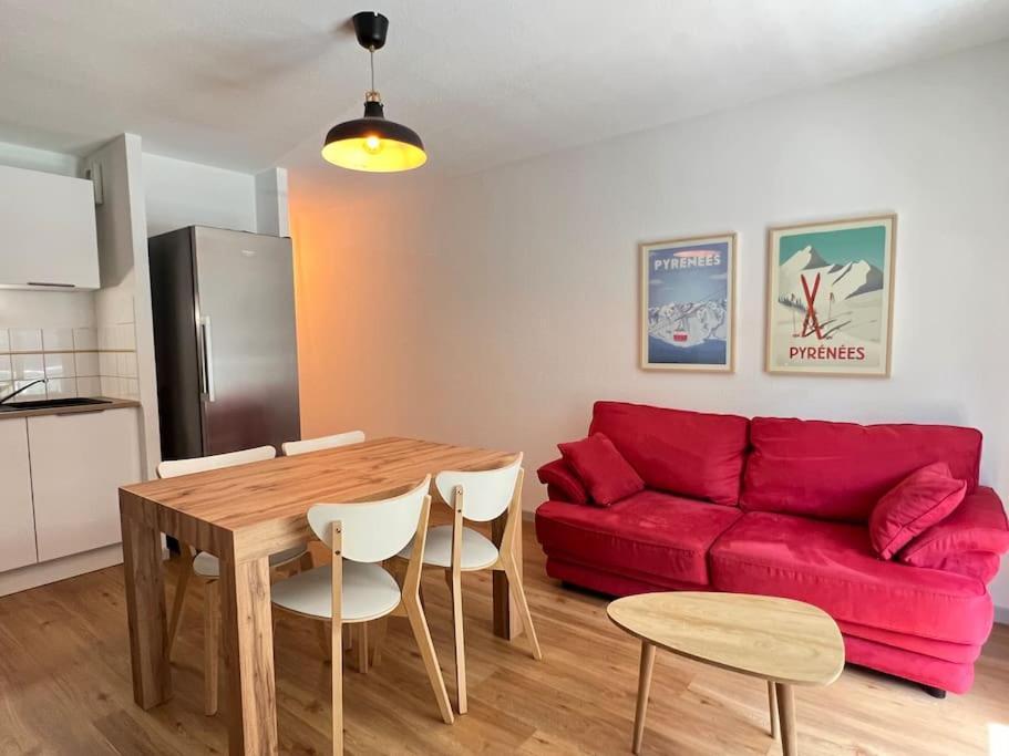 T3 Centre Ville Avec Parking, Balcon Et Wifi. 5P. Cauterets Exterior foto