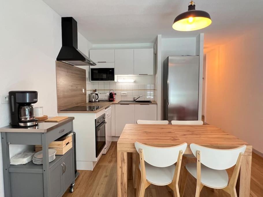 T3 Centre Ville Avec Parking, Balcon Et Wifi. 5P. Cauterets Exterior foto